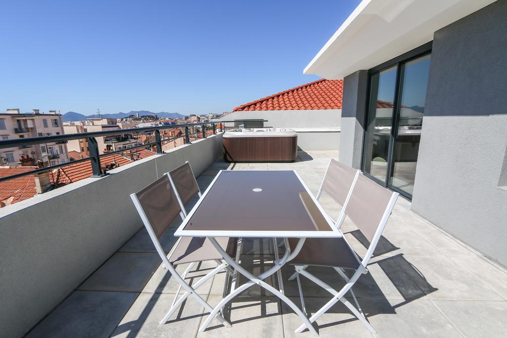 Unique A Cannes Apartment Bilik gambar